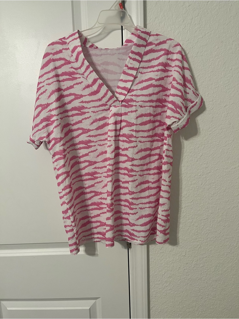 Womens Pink Zebra-Print V-Neck Top